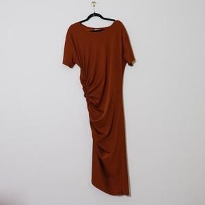 Zara Maxi Dress with Synched Waist - Size L - Effortless Elegance